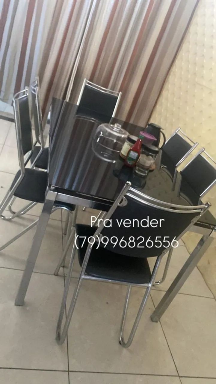 Mesa + 6 Cadeiras