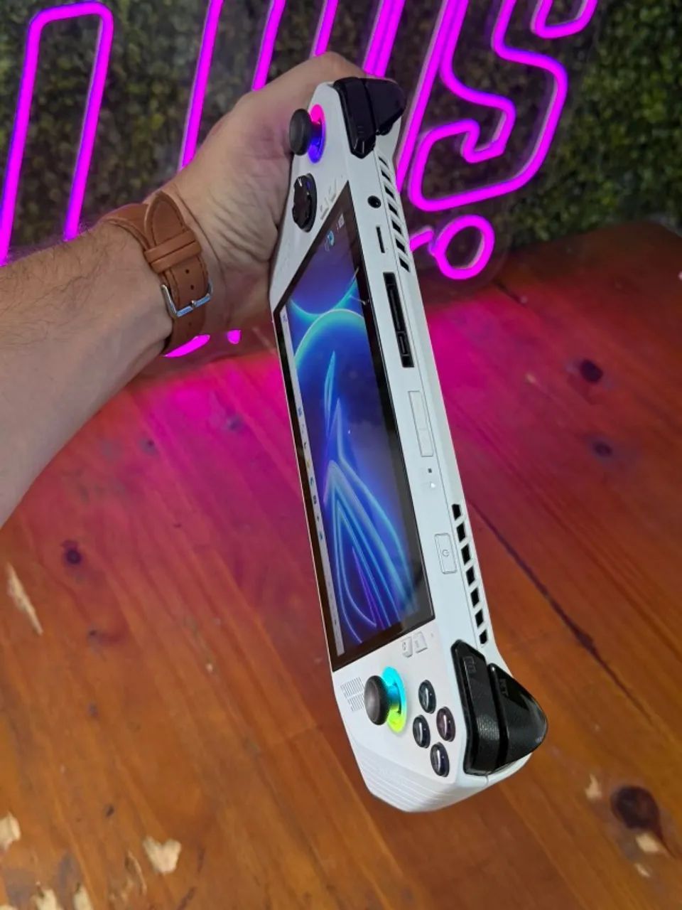 Asus ROG Ally Z1 Xtreme - Foto 3