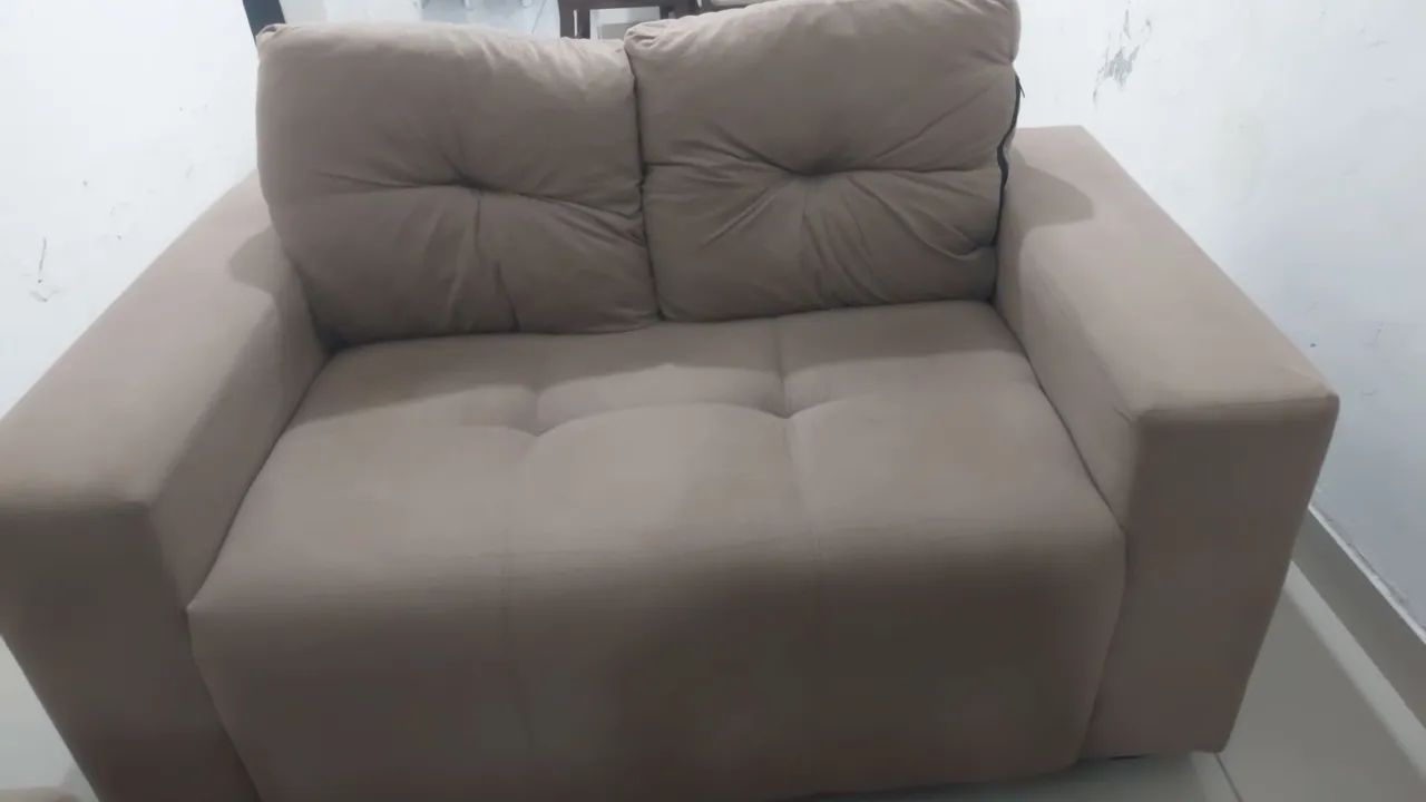 Sofá 2 e 3 lugares semi novo 
