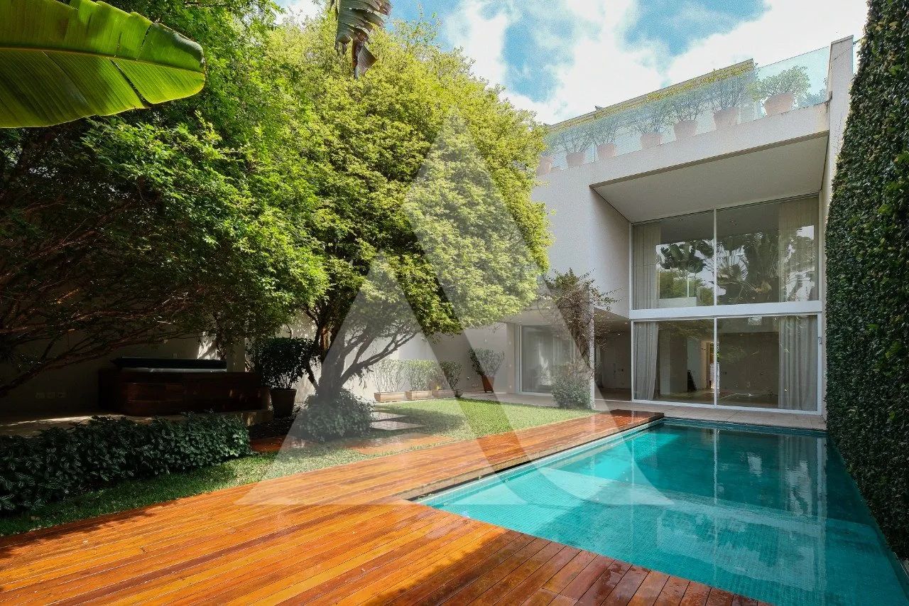 Casa para venda e locação na Vila Nova Conceição