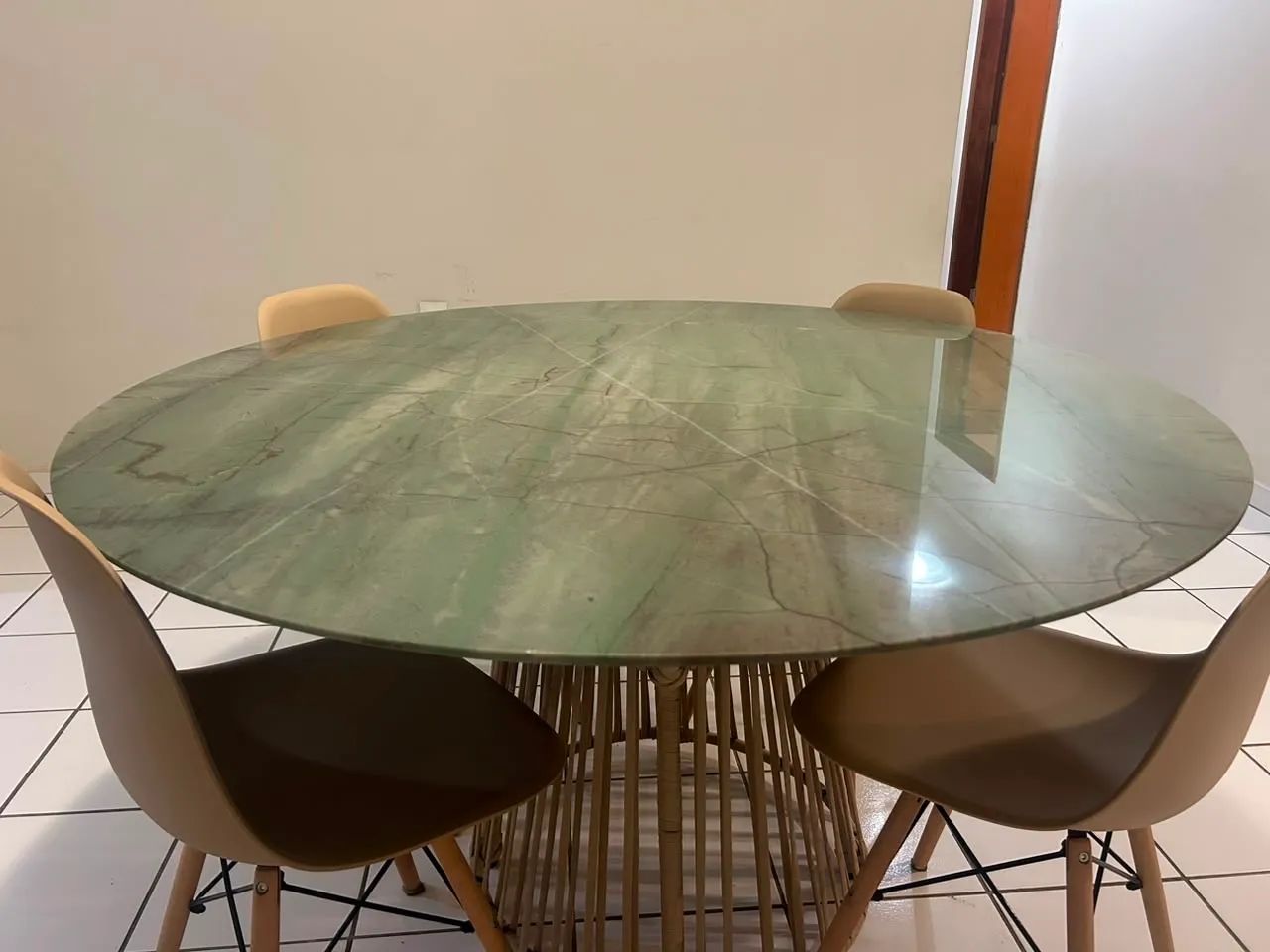 Mesa em quartizito taiga 
