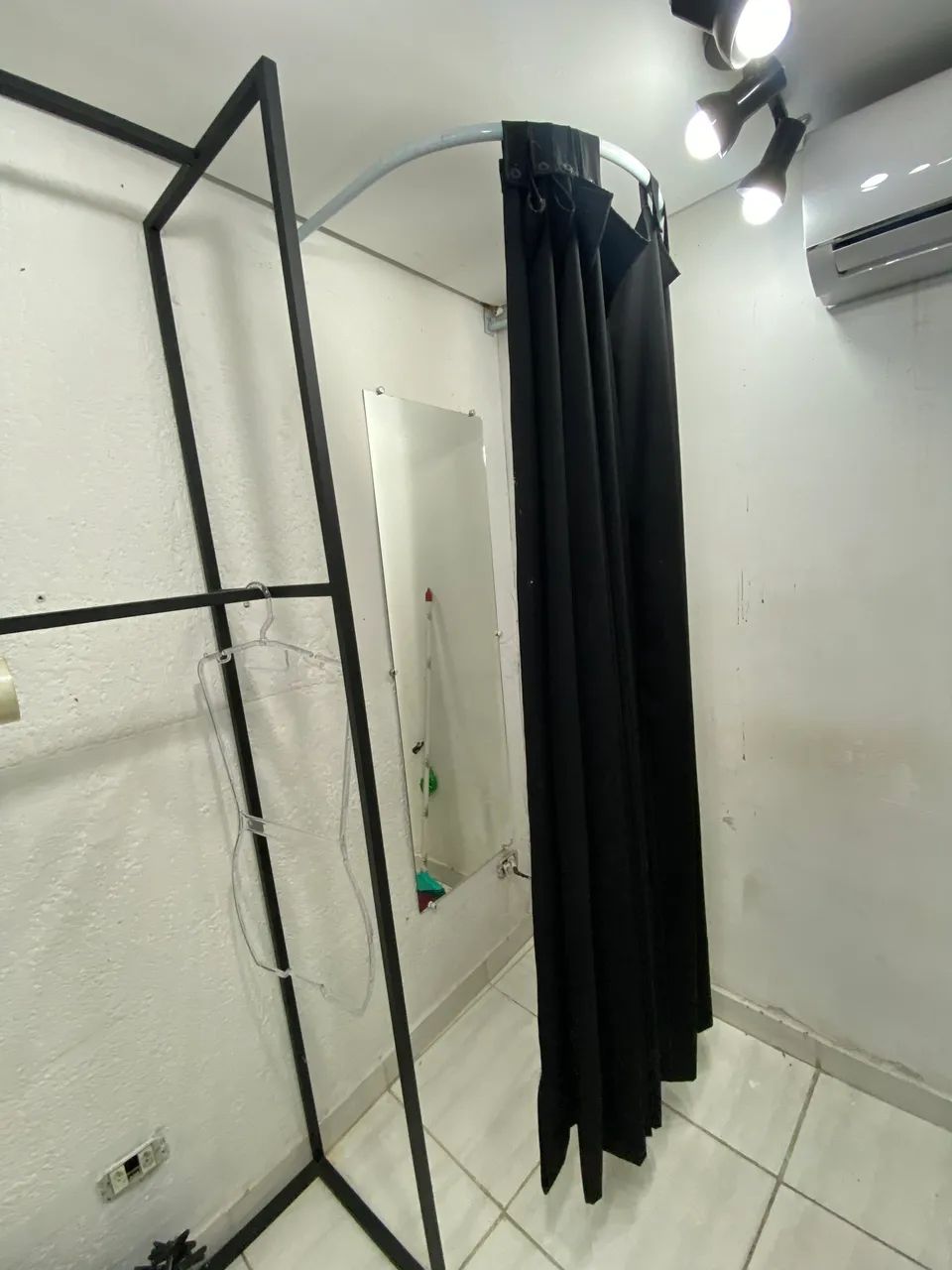 Provador com cortina  - Foto 2