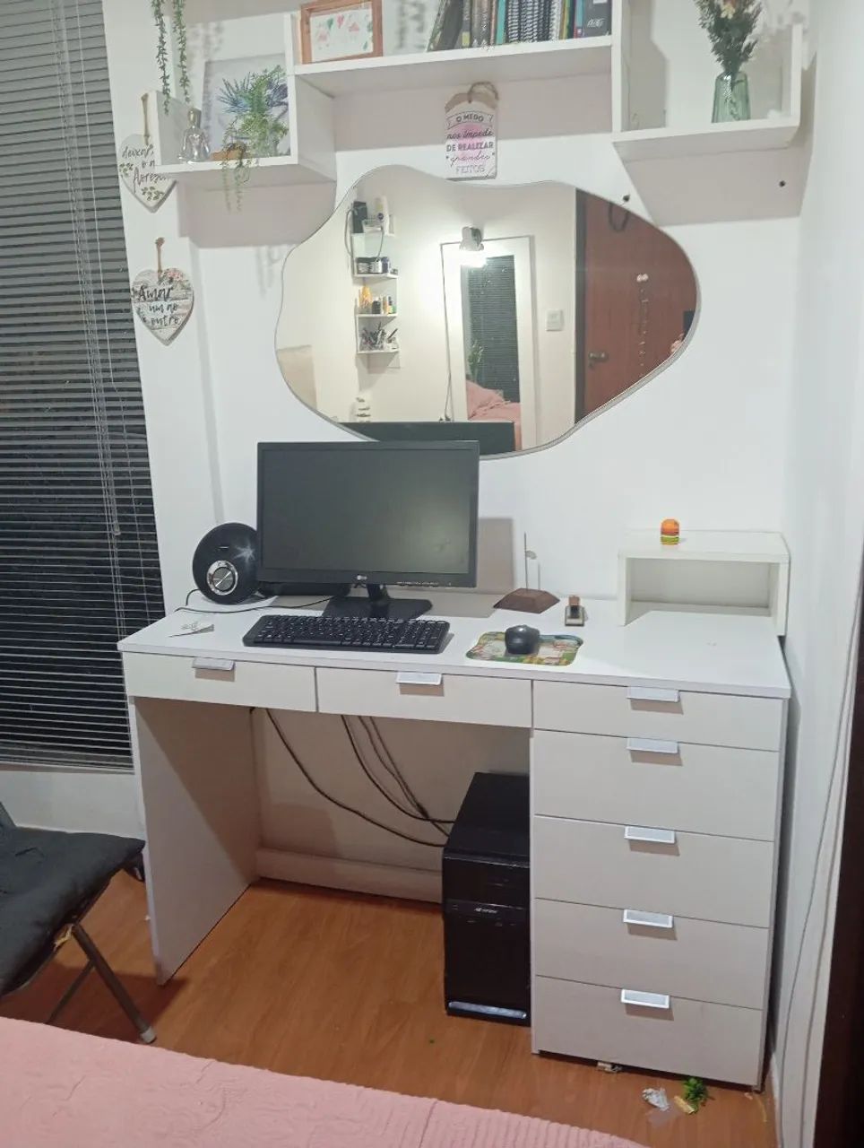 Mesa/escrivaninha  - Foto 2