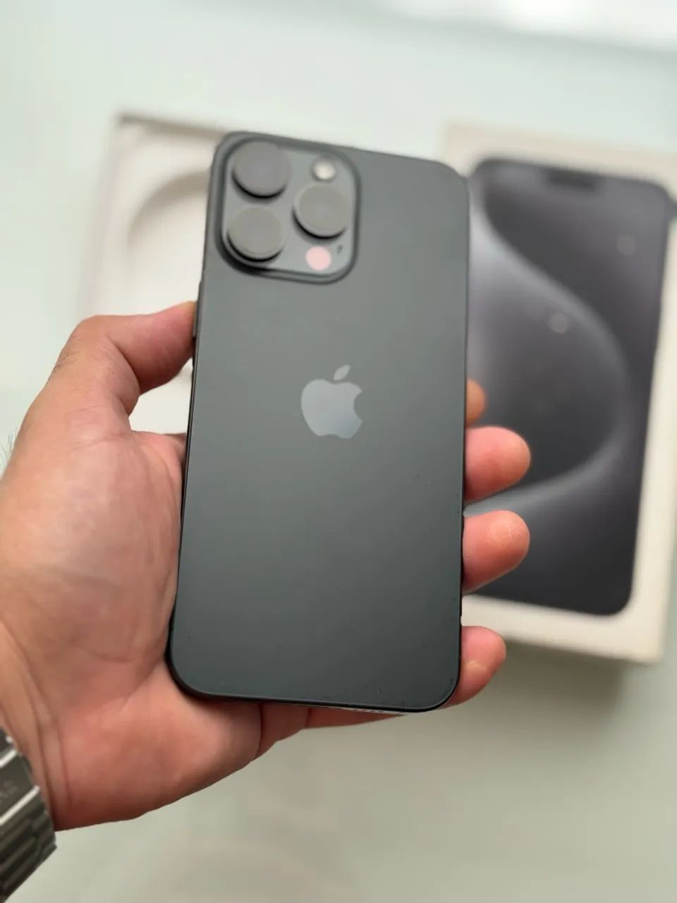 iPhone 15 Pro Max - Foto 2