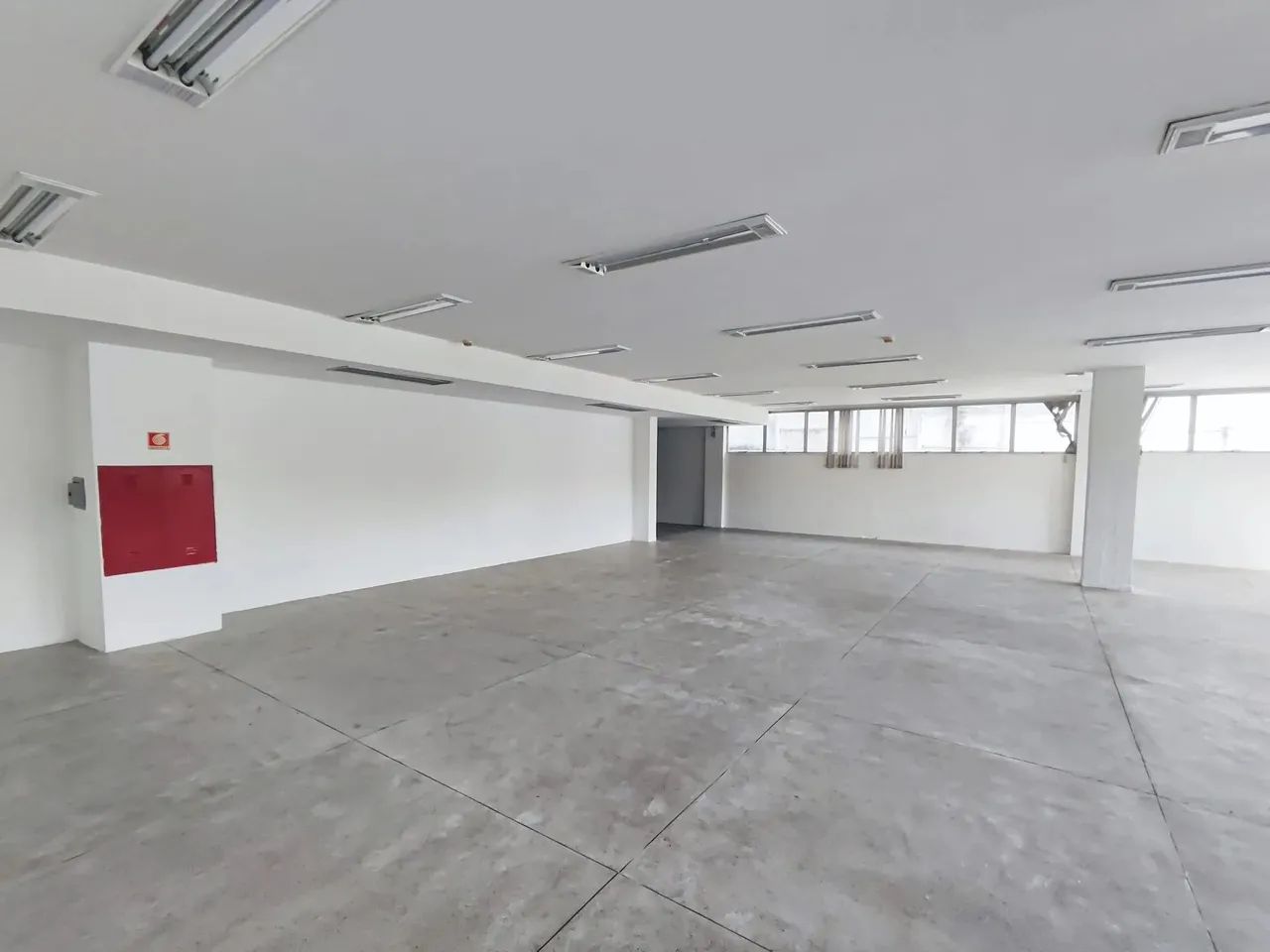 Comercial para vender e alugar em rua pública, CANELA, Salvador, BA - Foto 12