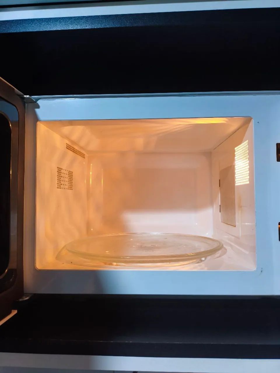 Micro-ondas Eletrolux 20 l - Foto 3