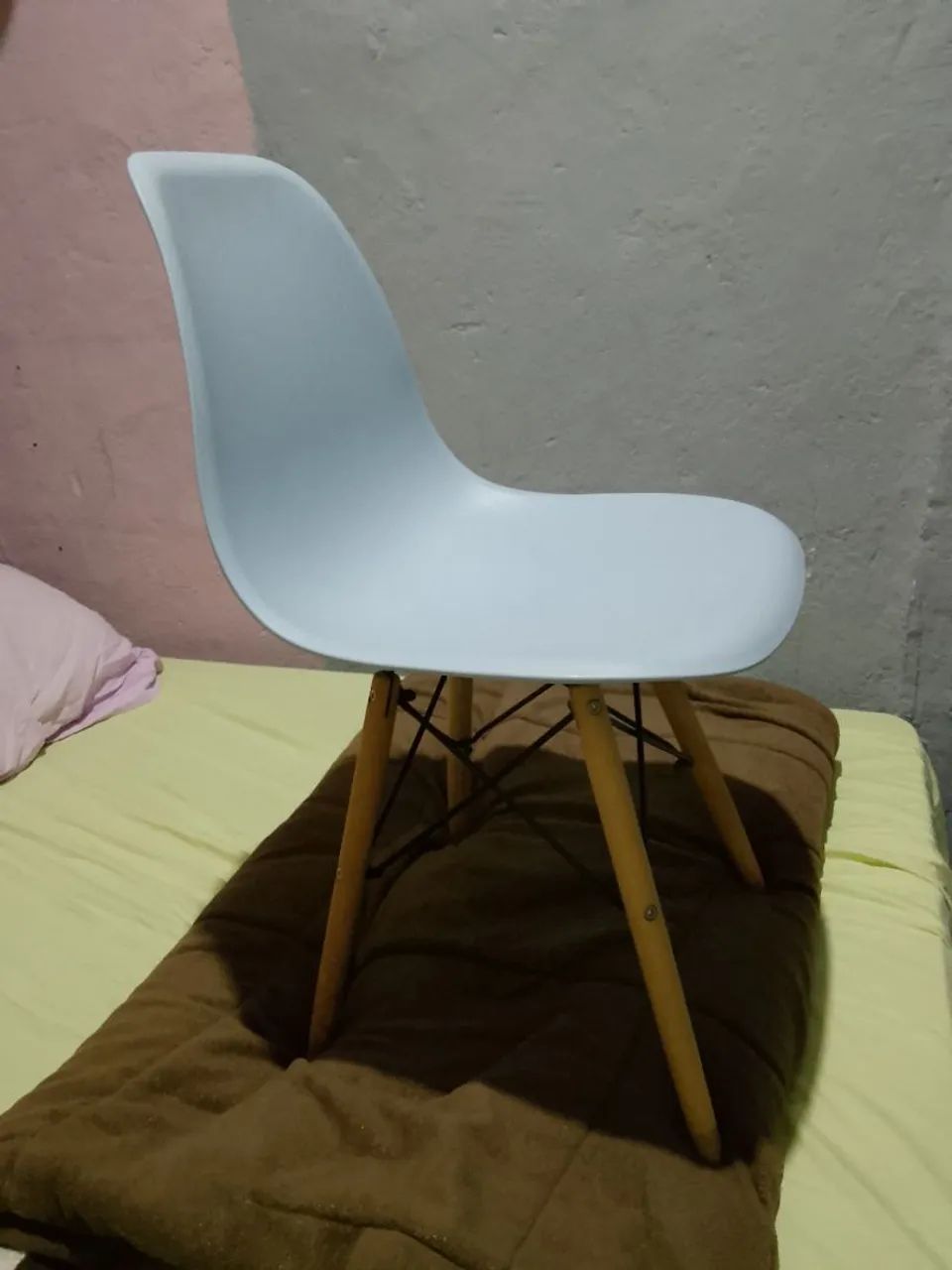 Duas cadeiras retro Tok stok 