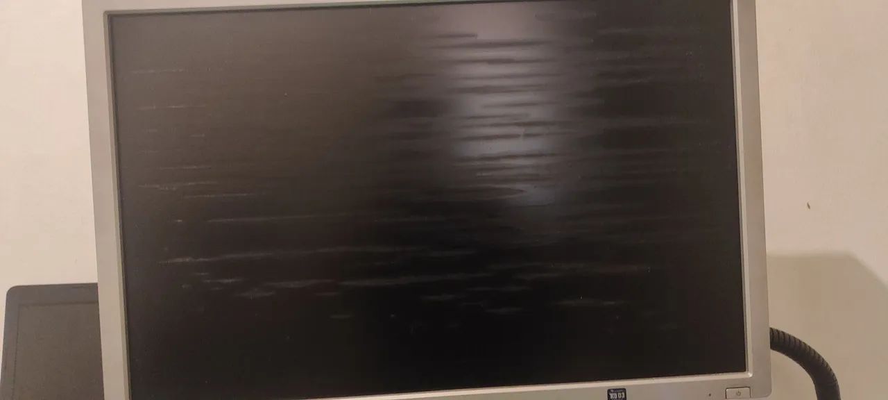 Monitor HP LP2465 24" Funcionando - Leia a Descrição - Foto 2