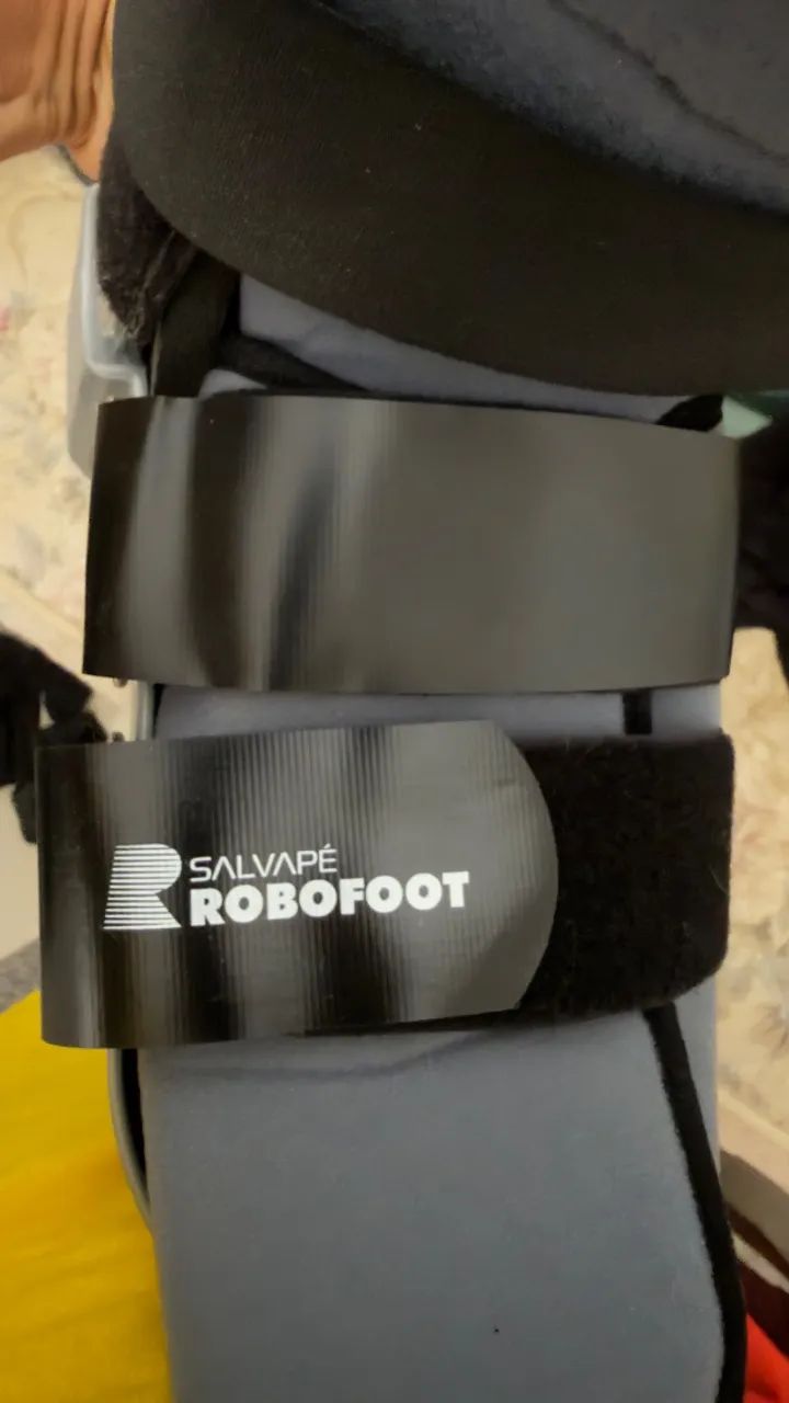 Bota Robocop Ortop édica - Foto 2