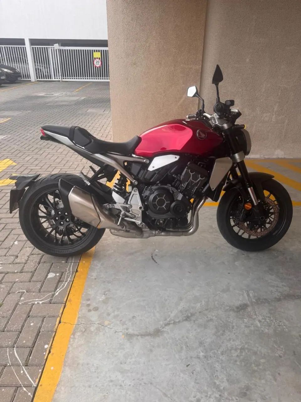 HONDA CB1000R 2022 - Foto 4