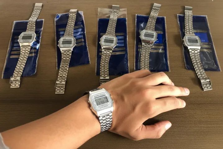 Relógio Digital Casio Prata - Clássico, Elegante e Resistente - Foto 4