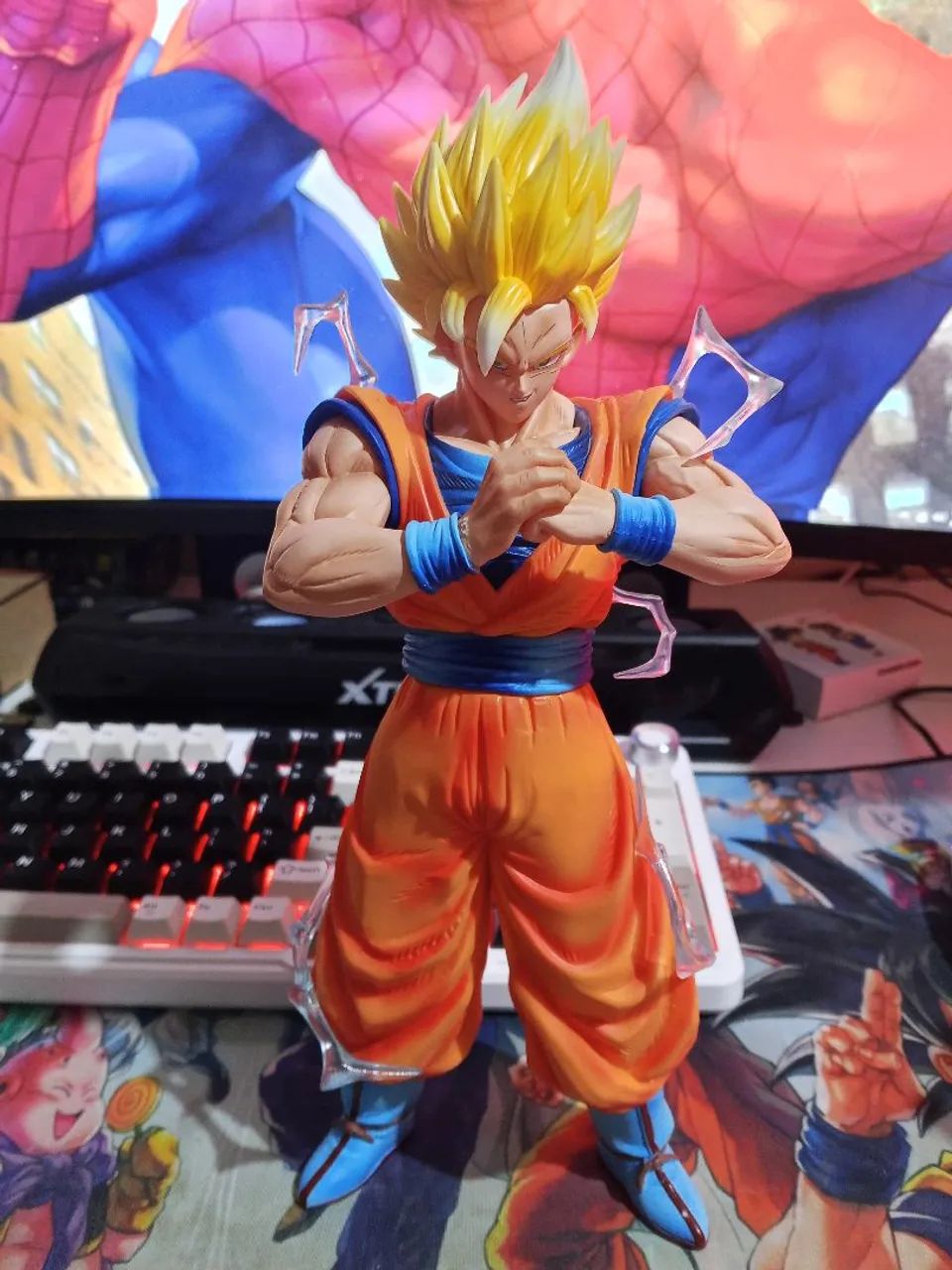 Action figure Goku SSJ 2