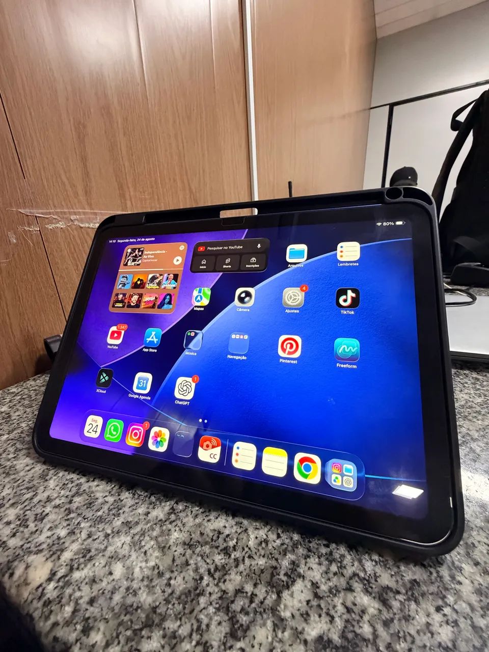 iPad 11 A16
