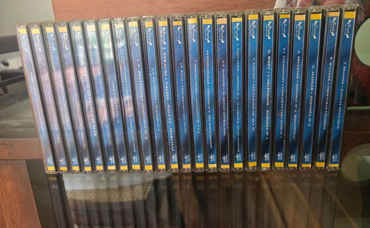 Coleção de CDs "Os Grandes Clássicos" 24 CDs - Foto 2