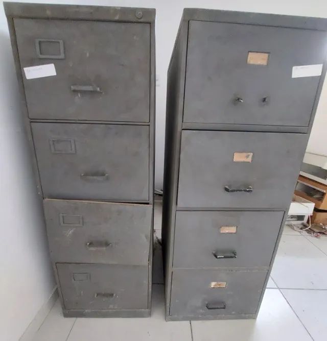 Armário de aço com 4 gavetas - Foto 3