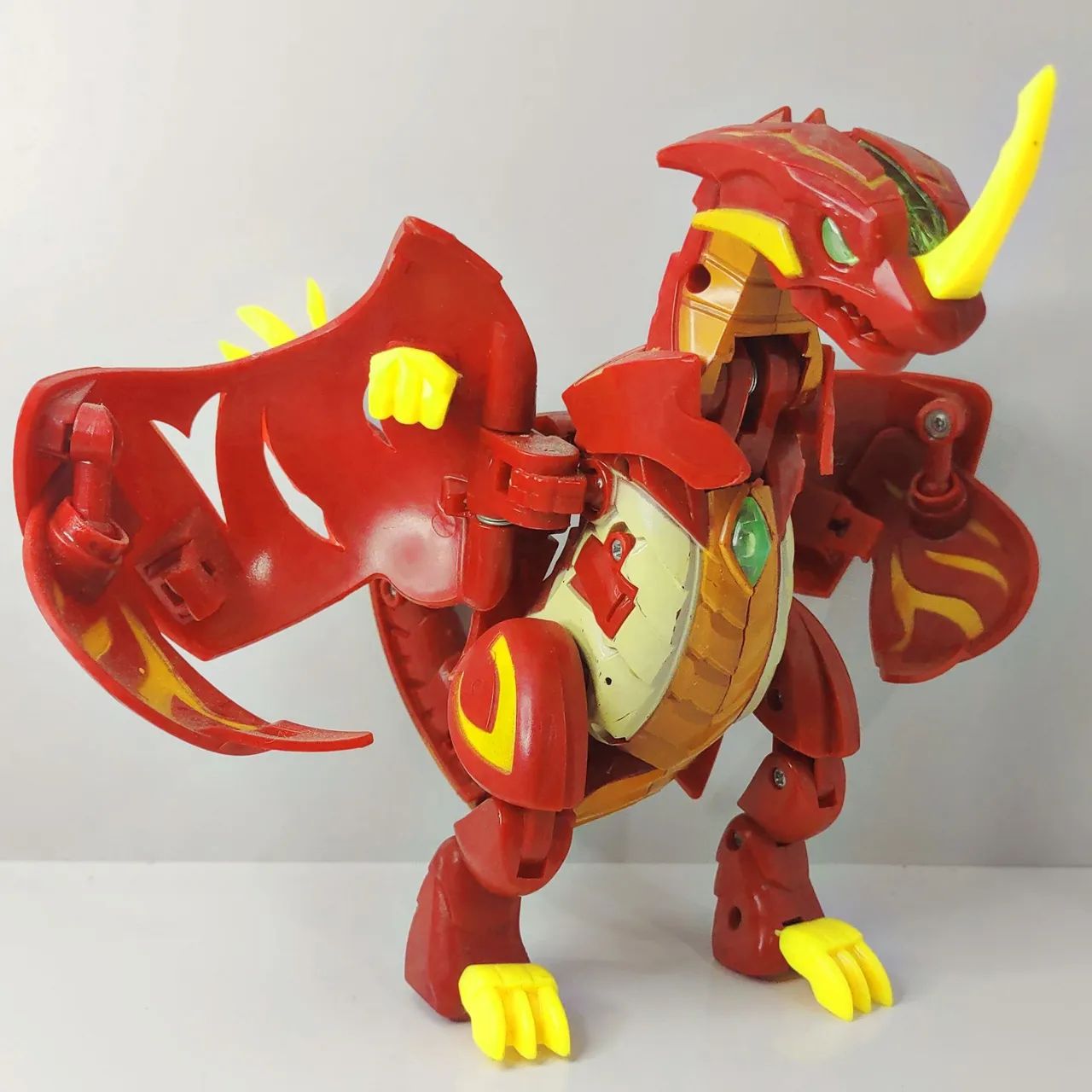 Dragonoid Gigante 