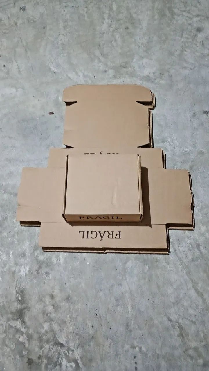 Caixa de papelão  - Foto 2