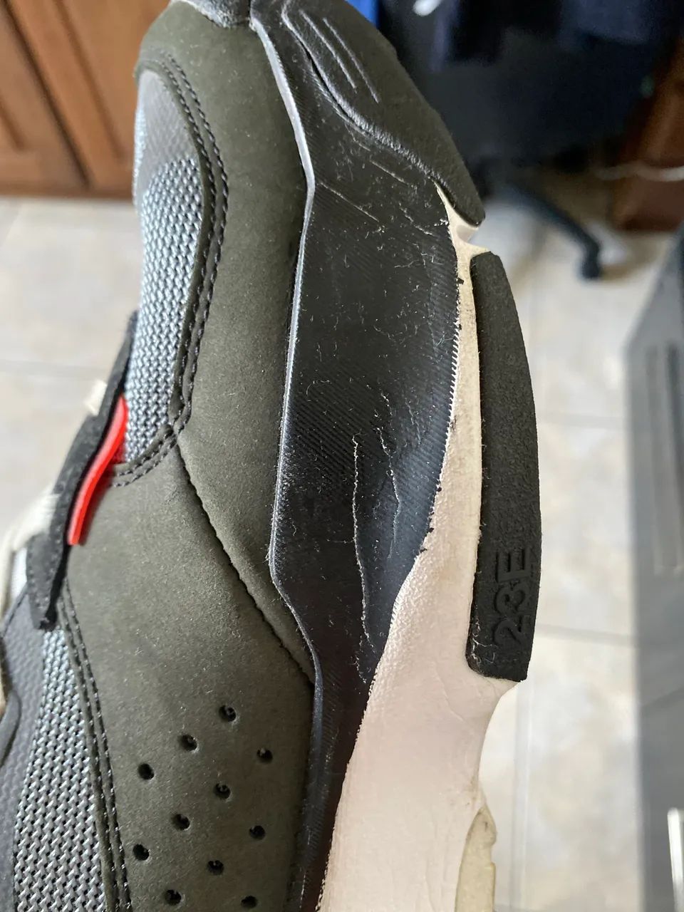 Tênis Jordan 200e (usado) negocio o valor  - Foto 4