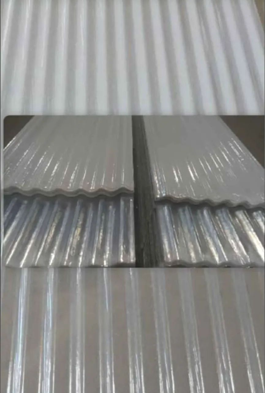 Telhas de Fibra Transparentes  - Incolor ou Branca Leitosas 