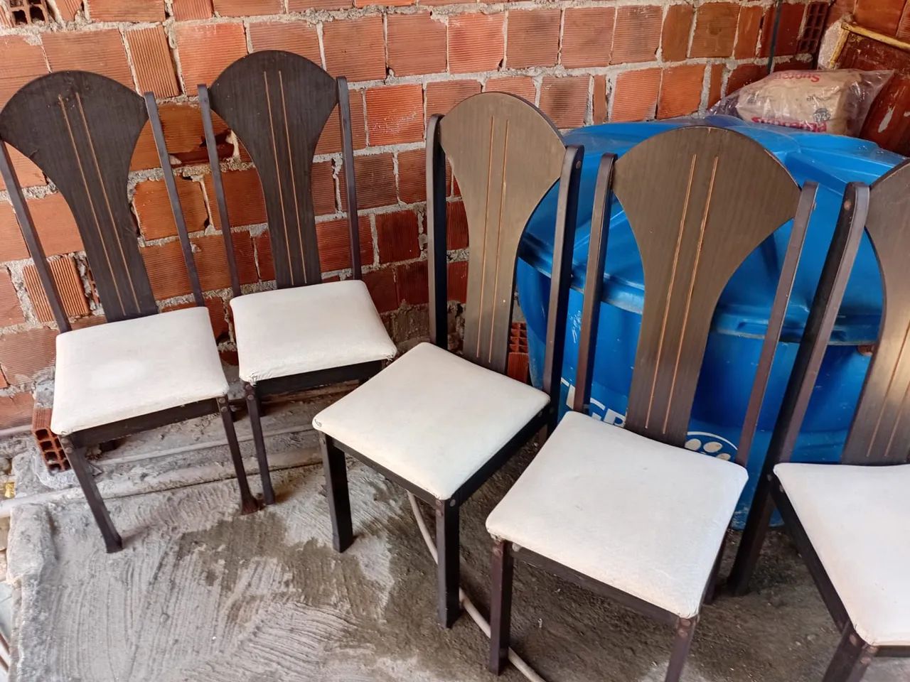6 cadeiras pra vende 