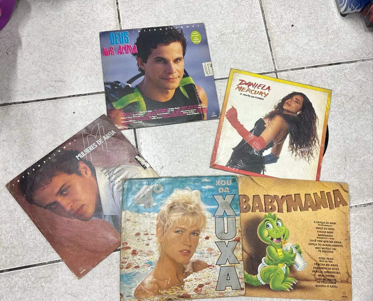 Lote com 5 discos de vinil  - Foto 2