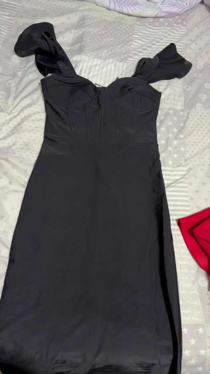 Lindo vestido preto 