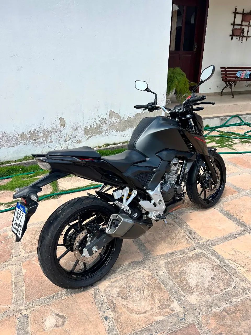 CB300F - Foto 3