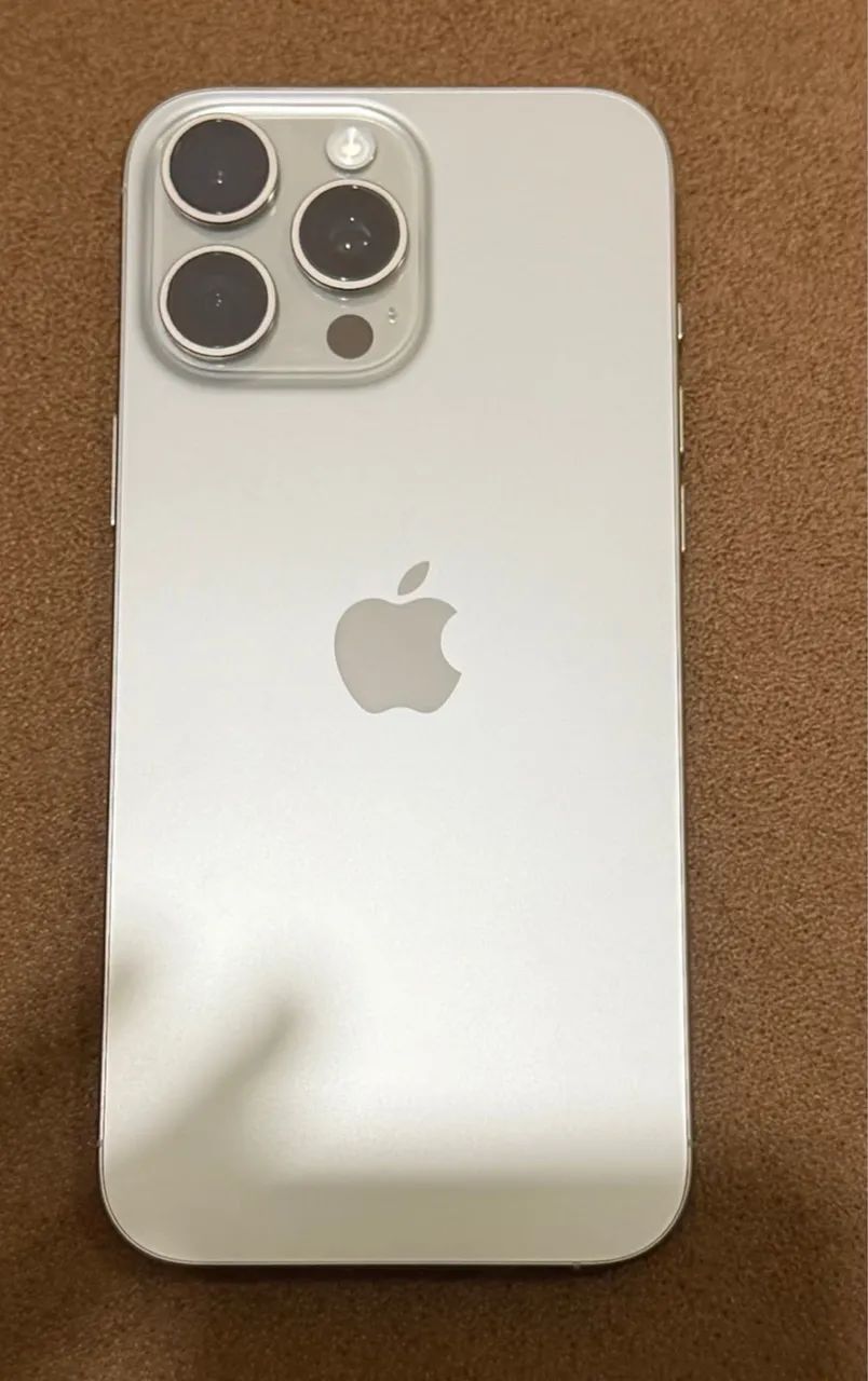 iPhone 16 PRO MAX - Foto 3