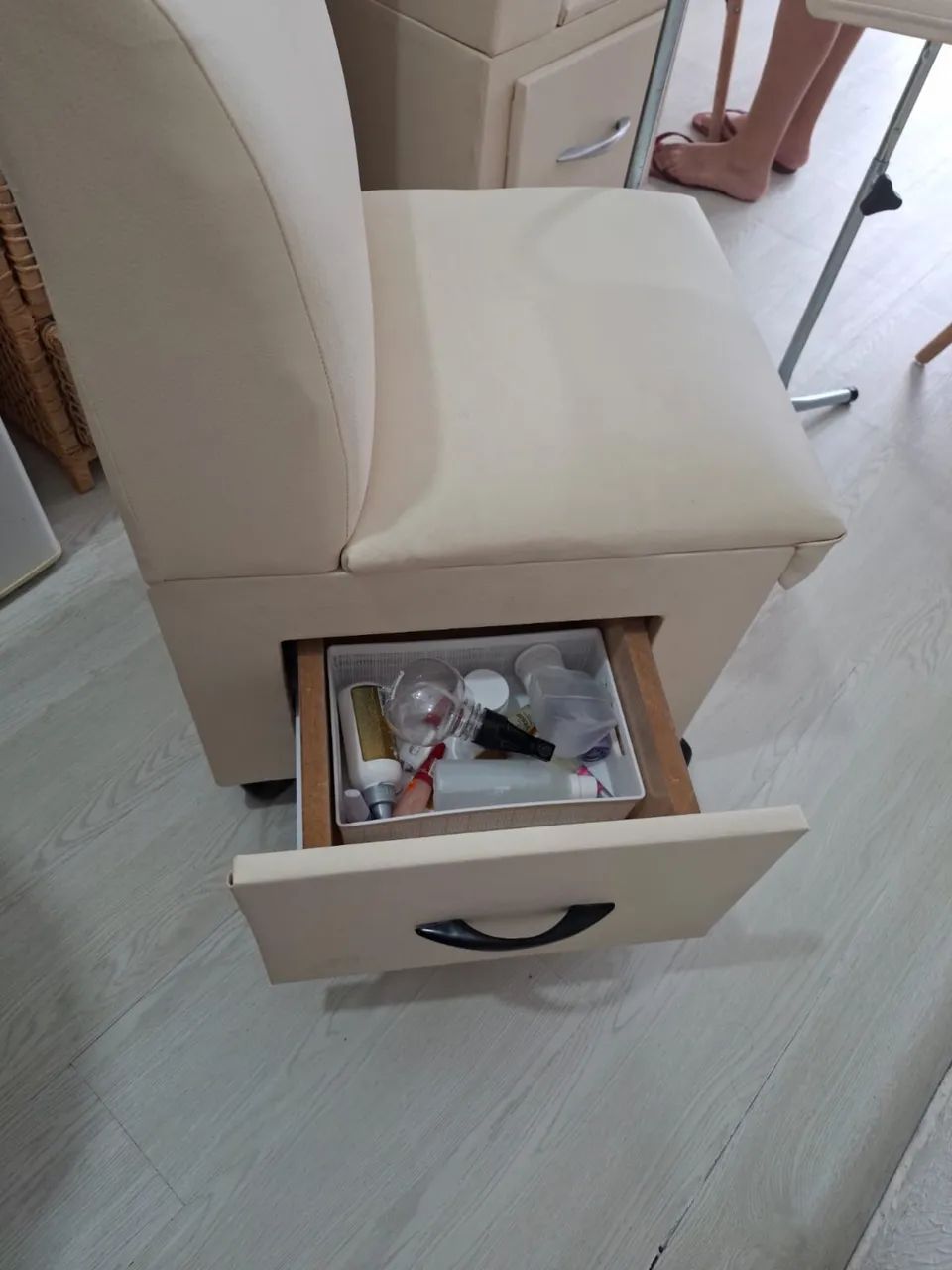 Cadeira de Manicure - Foto 5