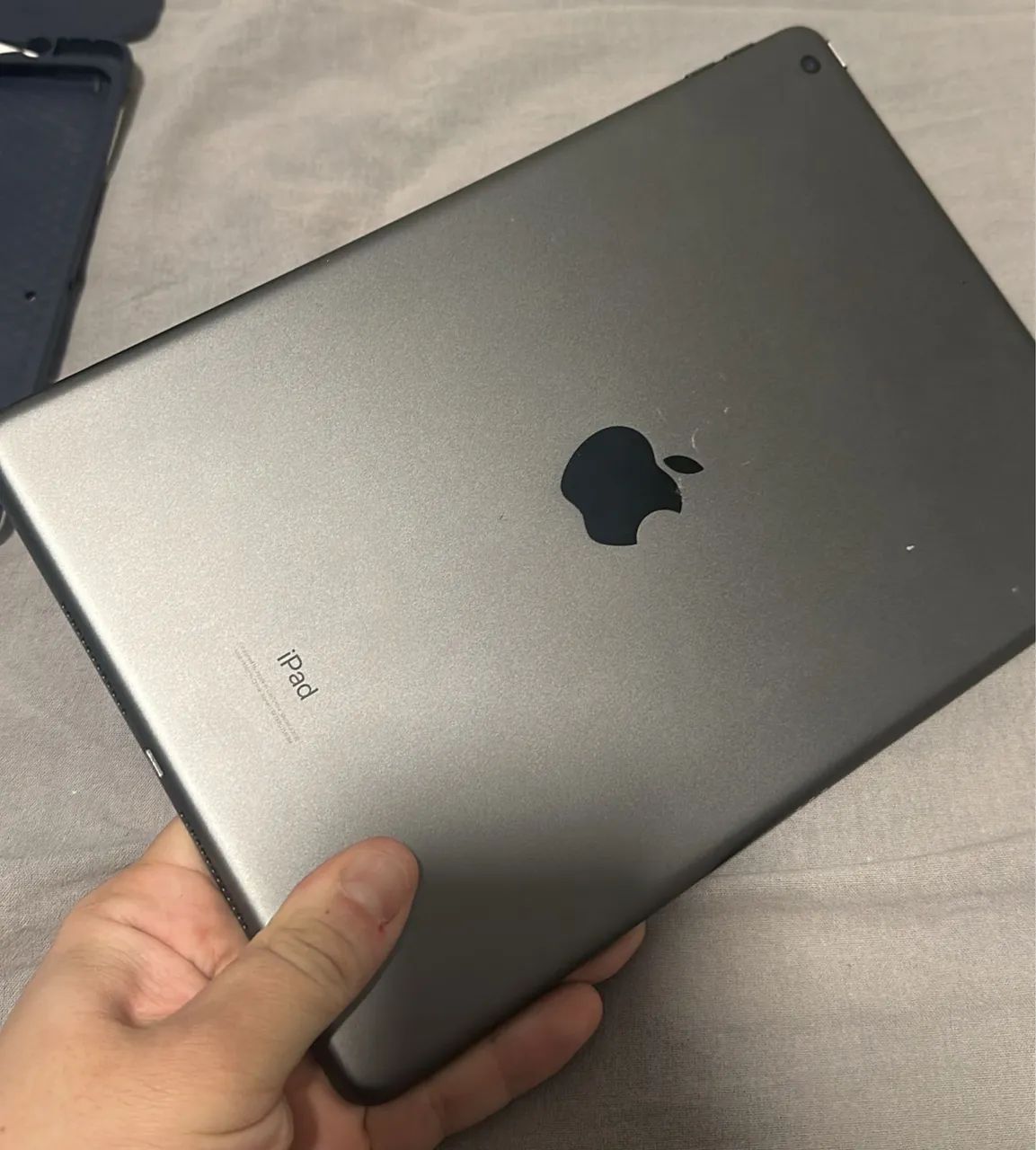 IPAD 7 32 GB IOS ATUALIZADO SEM MARCAS DE USO
