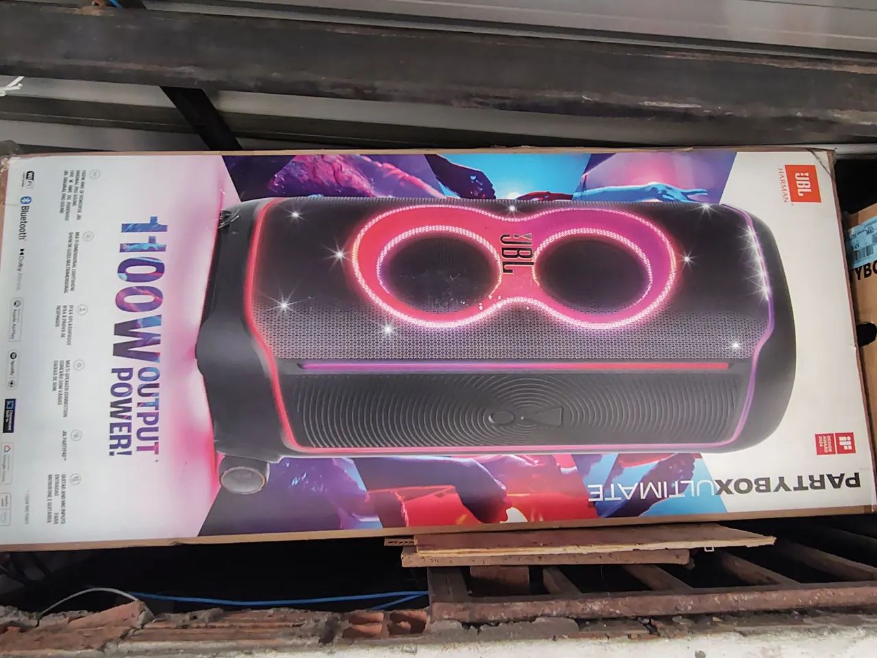 Vende-se uma caixa de som JBL - Foto 2