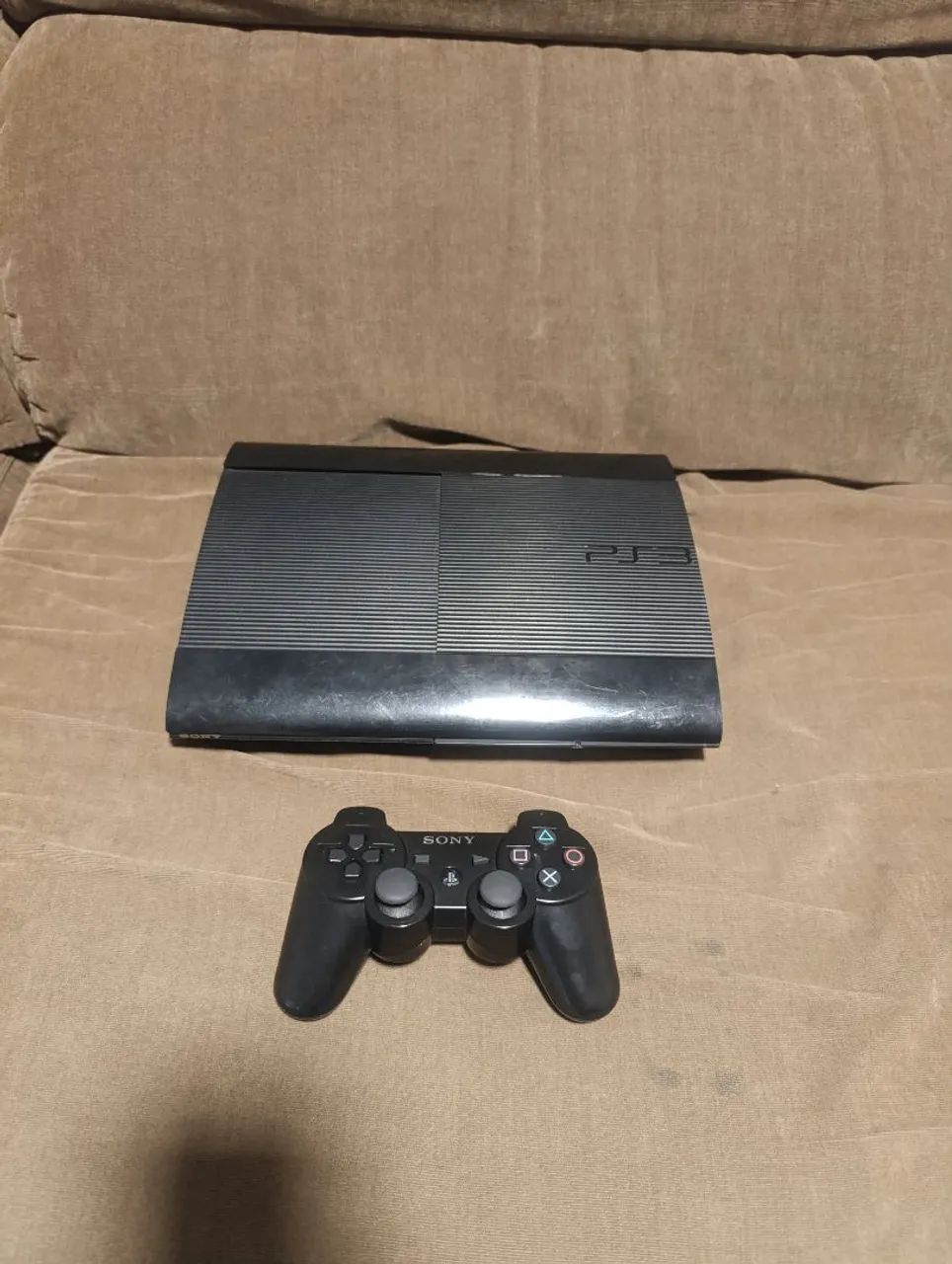 Playstation 3 super slim 
