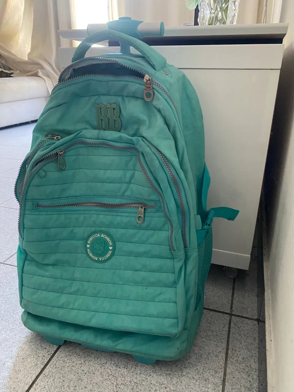 Mochila carrinho Rebeca bombom  - Foto 2