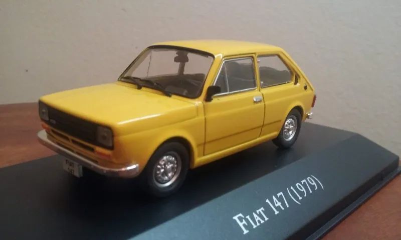 MINIATURA FIAT 147 INESQUECÍVEIS DO BRASIL 