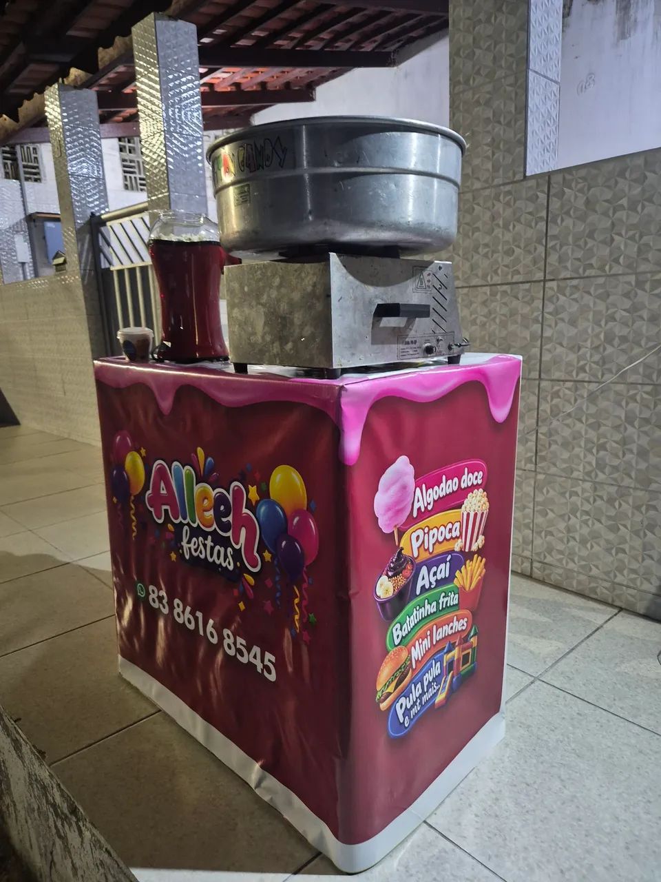 Algodão doce, pipoca , pula pula , crepe , açai ,garçons e mt mais