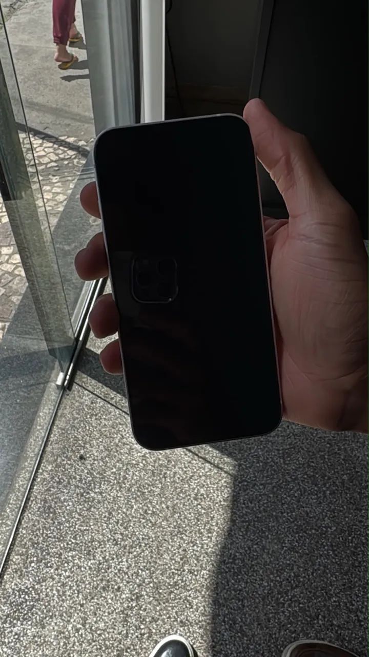iPhone 13 bateria 92% - Foto 2