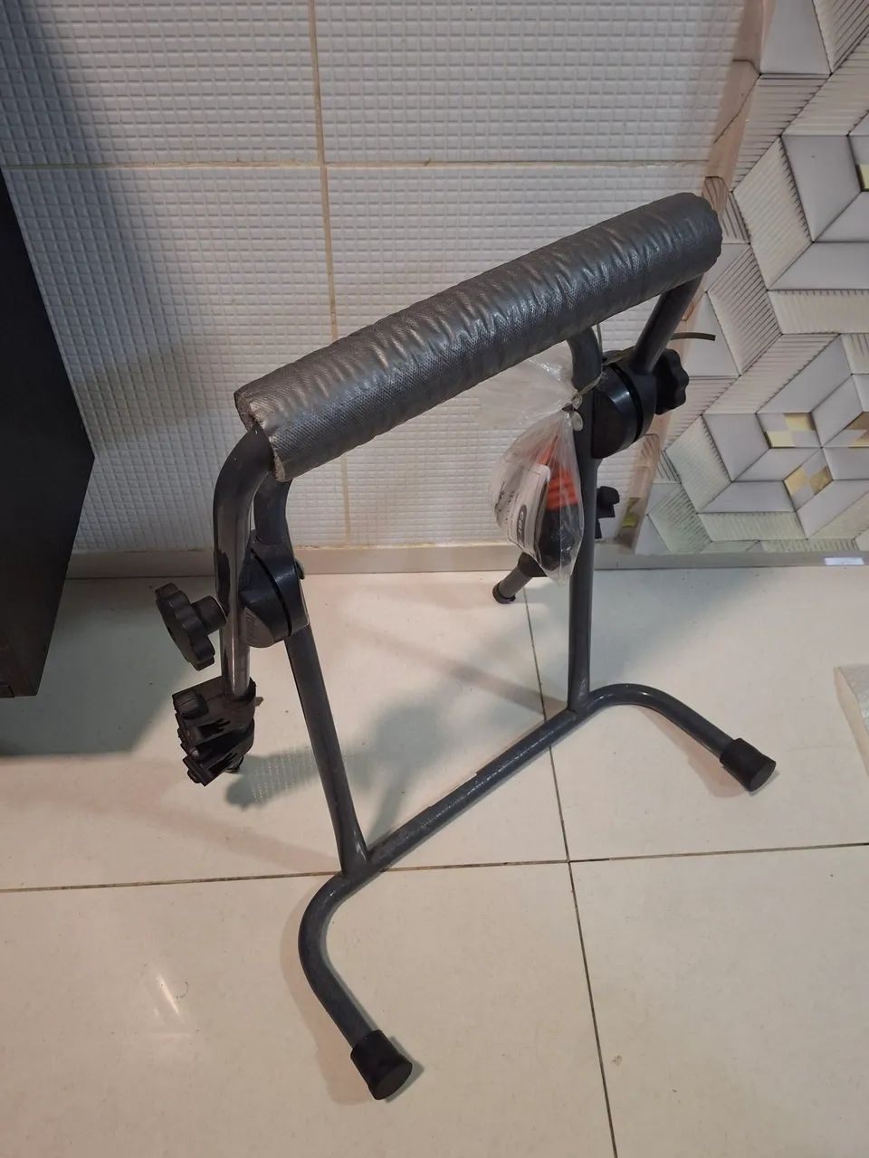 Suporte de carro para bicicleta (Peixinho) - Foto 2