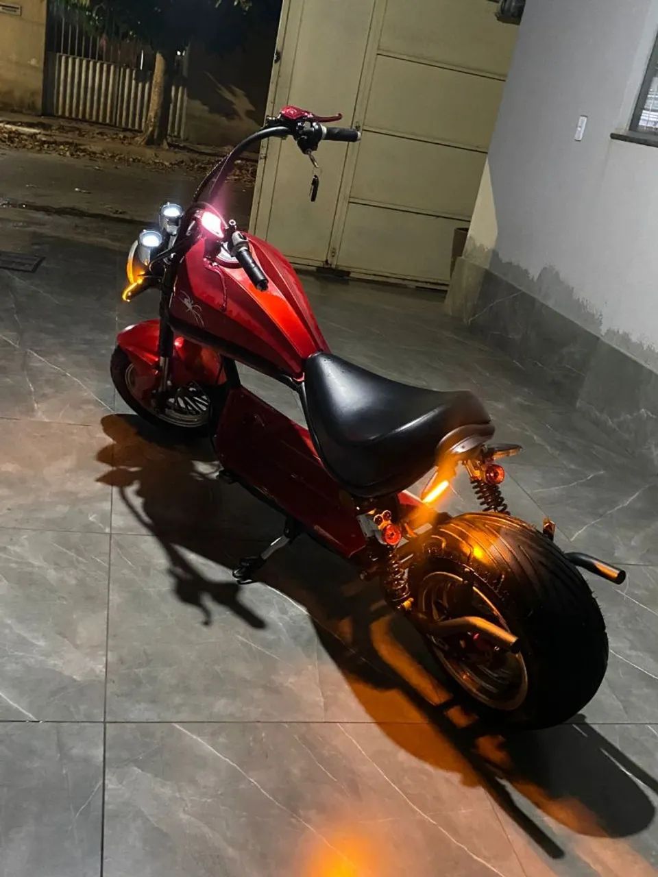 SCOOTER NOVA. 2023. - Foto 2
