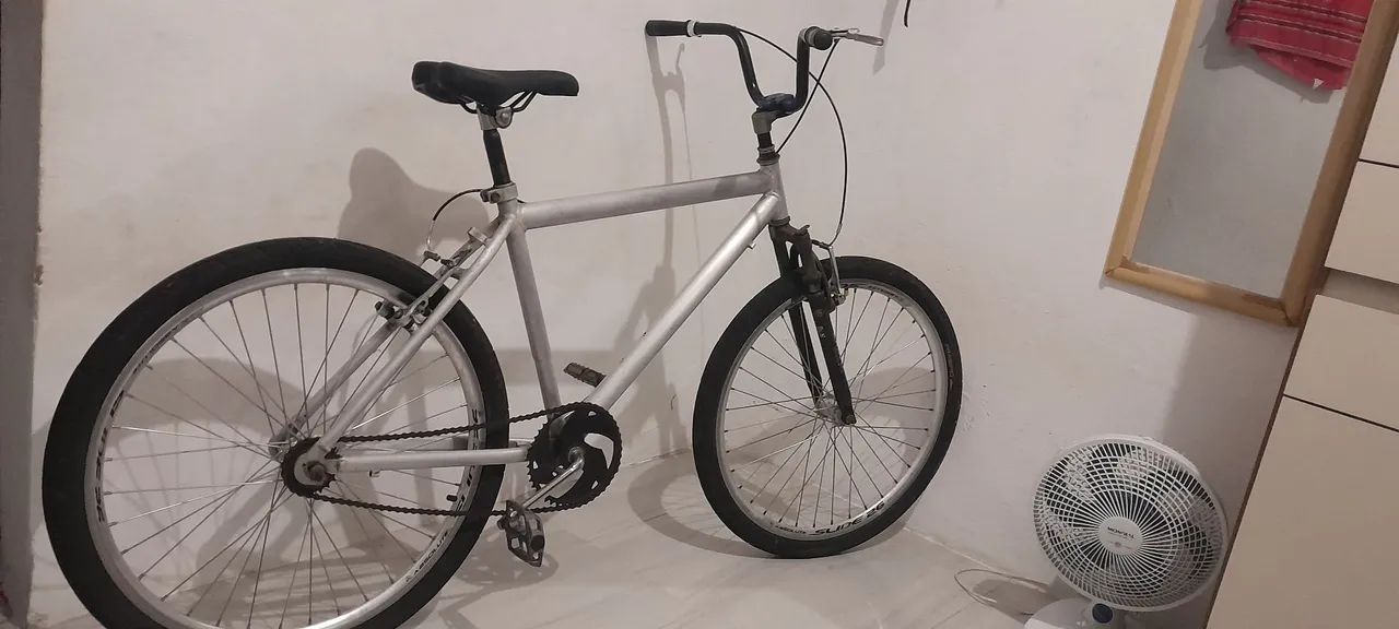BICICLETA ARO 26 QUADRO DE ALUMÍNIO  - Foto 4