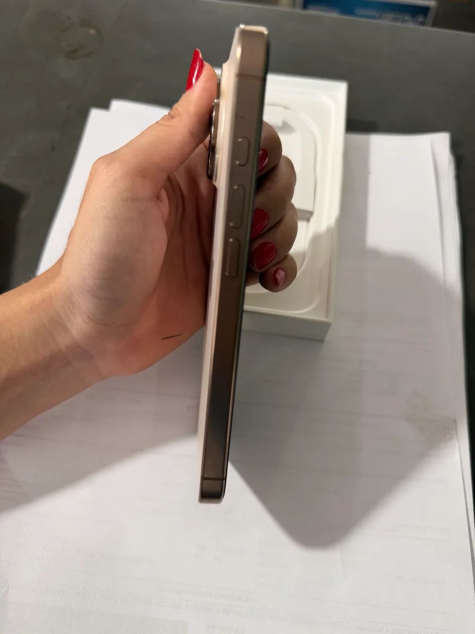 iPhone 16 PRO  - Foto 2