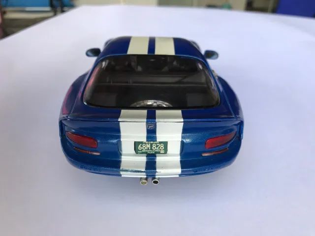 Miniatura Dodge Viper GTS Maisto 1:18 - Miniatura em Metal, Coleção decoração ou exposição - Foto 2