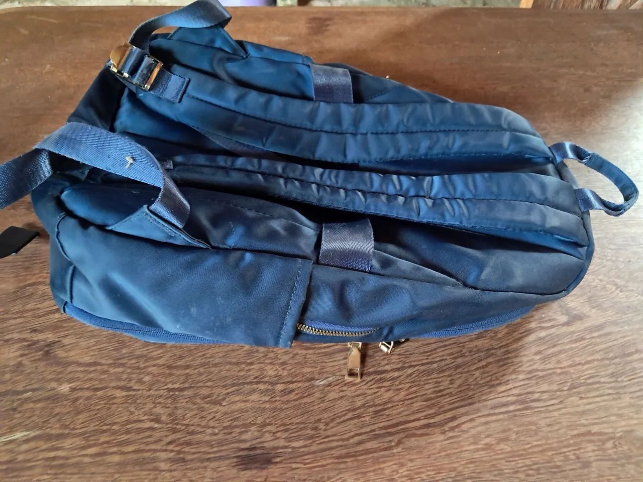Mochila azul escuro  - Foto 4