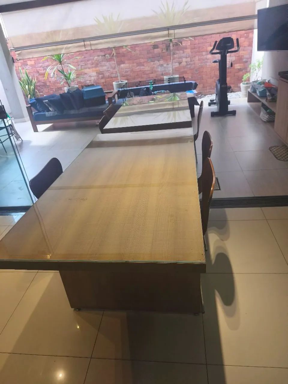 Conjunto de mesa e cadeiras 