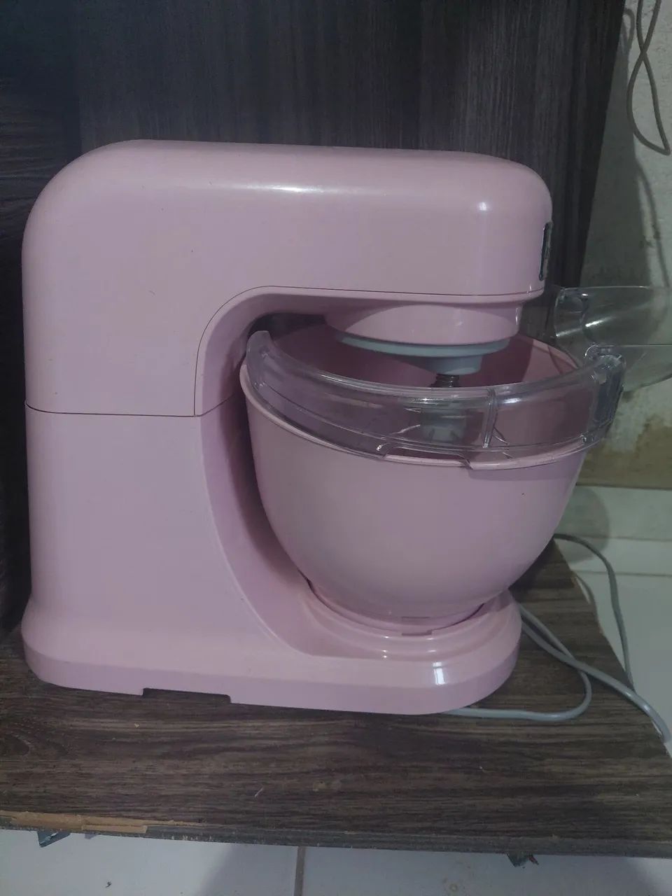 Vende-se batedeira de bolo 500