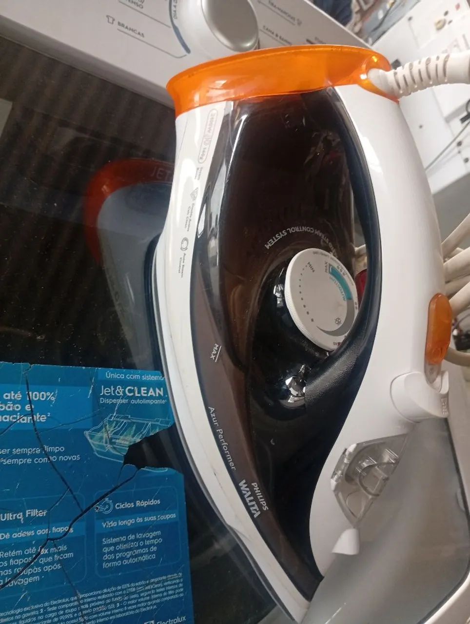 Ferro de passar roupa Philips Walita funcionando perfeitamente 