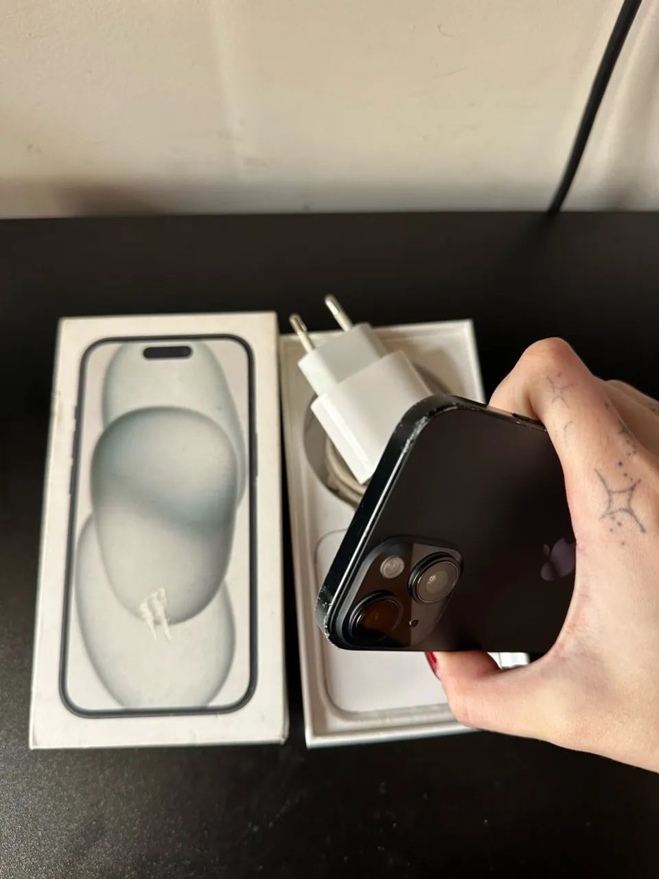 iPhone 15 Preto 128gb com caixa!  - Foto 3
