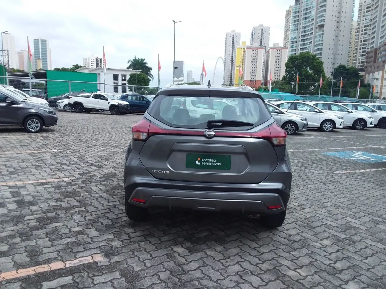 Nissan Kicks Sense 1.6 16V Flex Aut., foto 5 de 9