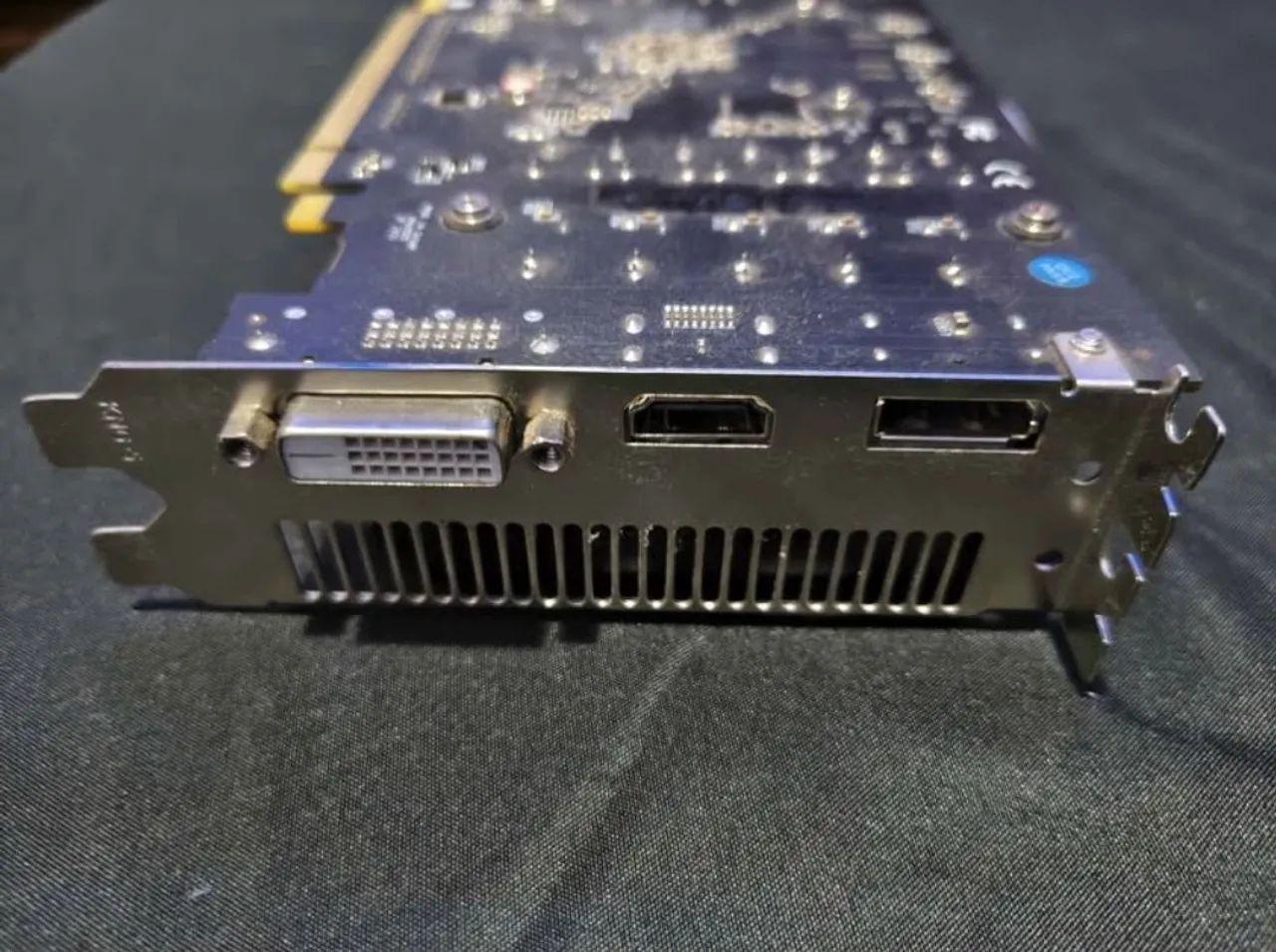 RX 580 8 GB VRAM  - Foto 5