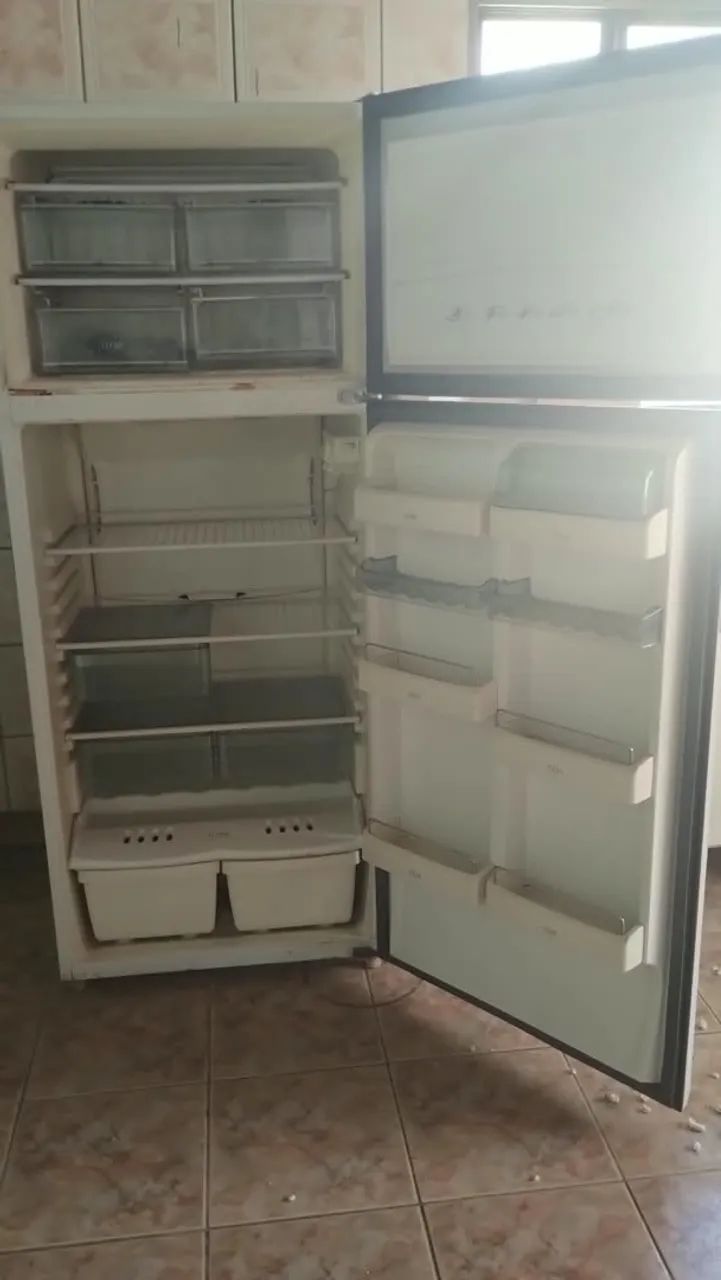 Geladeira duplex Brastemp zyrium  - Foto 2