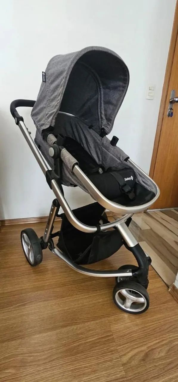 Carrinho de Bebê da Safety 1st com bebê conforto - Foto 2